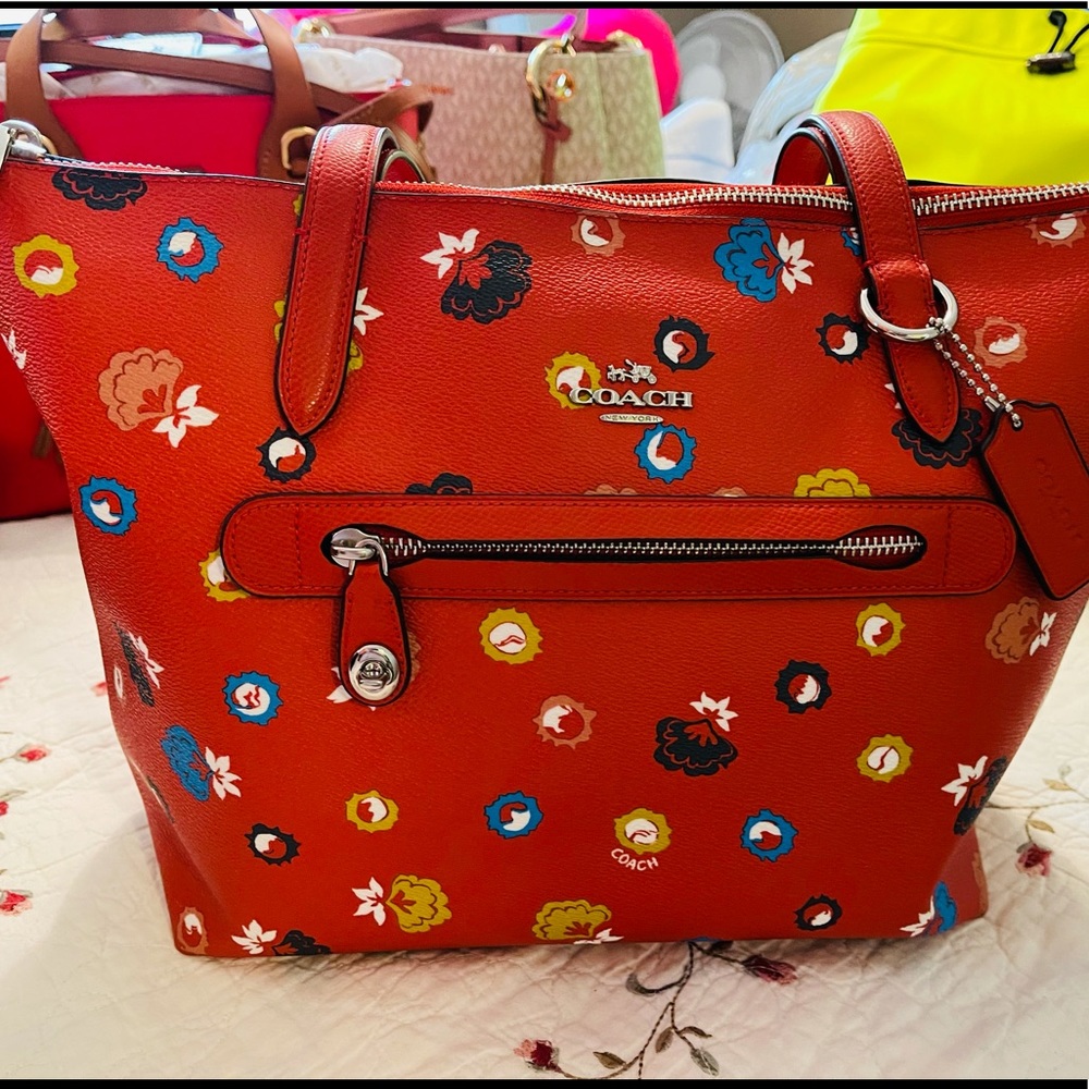 Coach Taylor Tote in Floral Print Coated Canvas